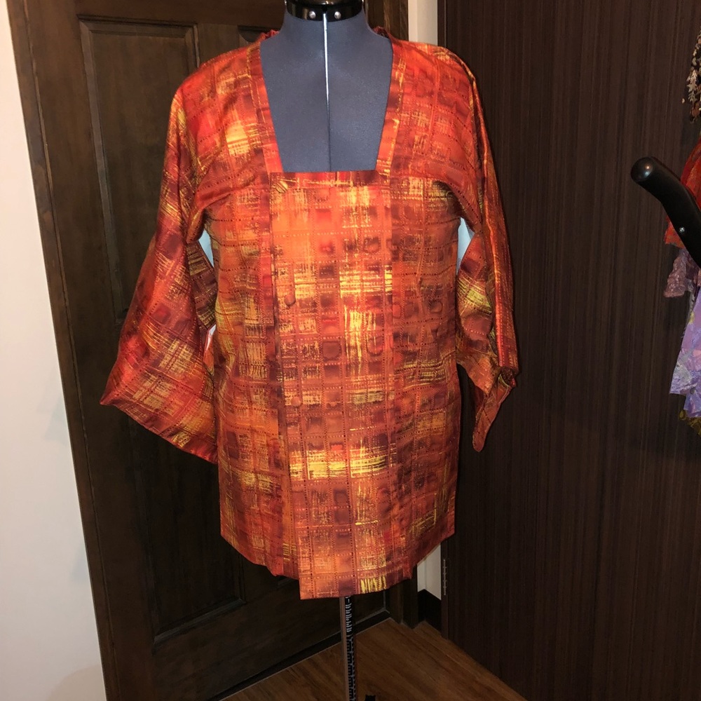 JAPANESE COLLAuthentic handmade traditional kimono